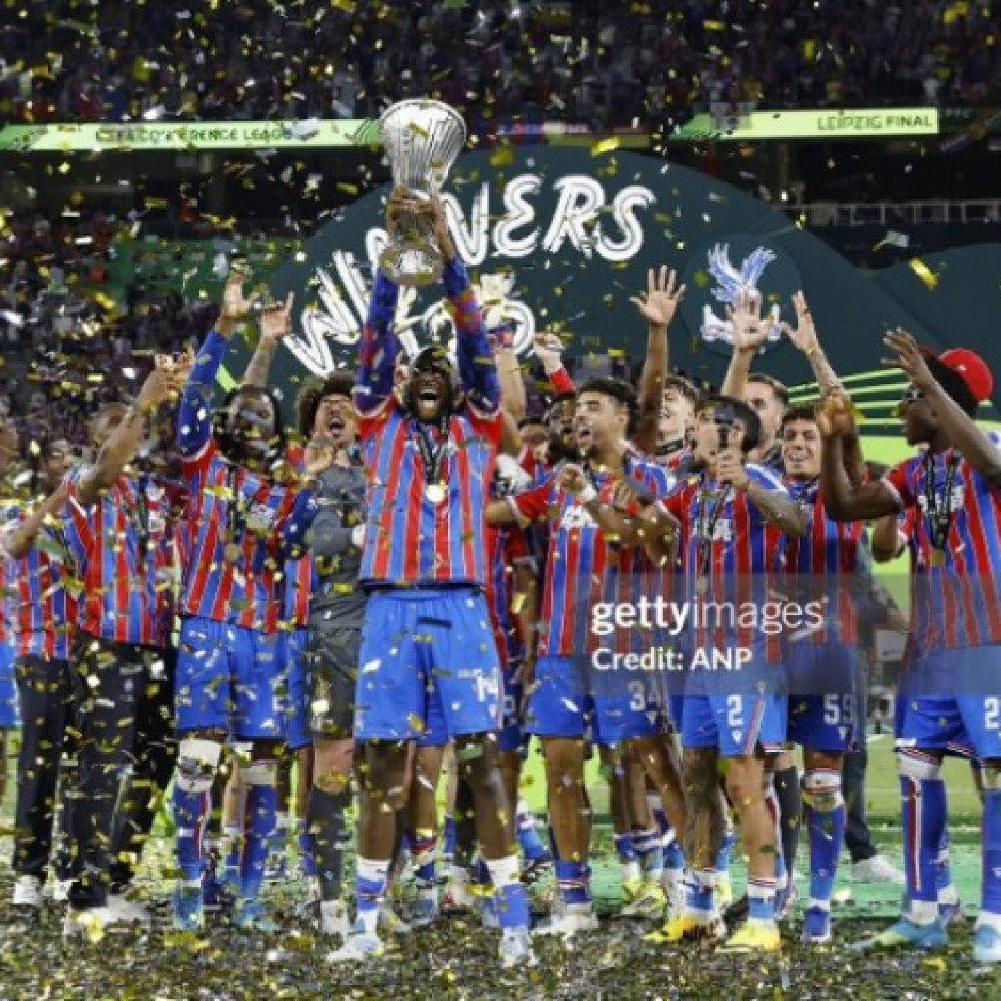  - Crystal Palace vô địch Europa Conference League: Niềm vui vỡ òa, bật tung cảm xúc