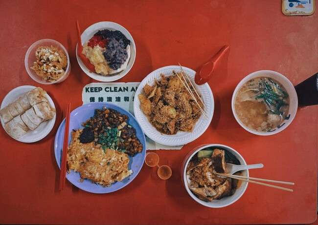 Bỏ lại "bộn bề", Jun Phạm tìm về khoảng lặng đậm chất văn hóa giữa lòng Singapore - 2