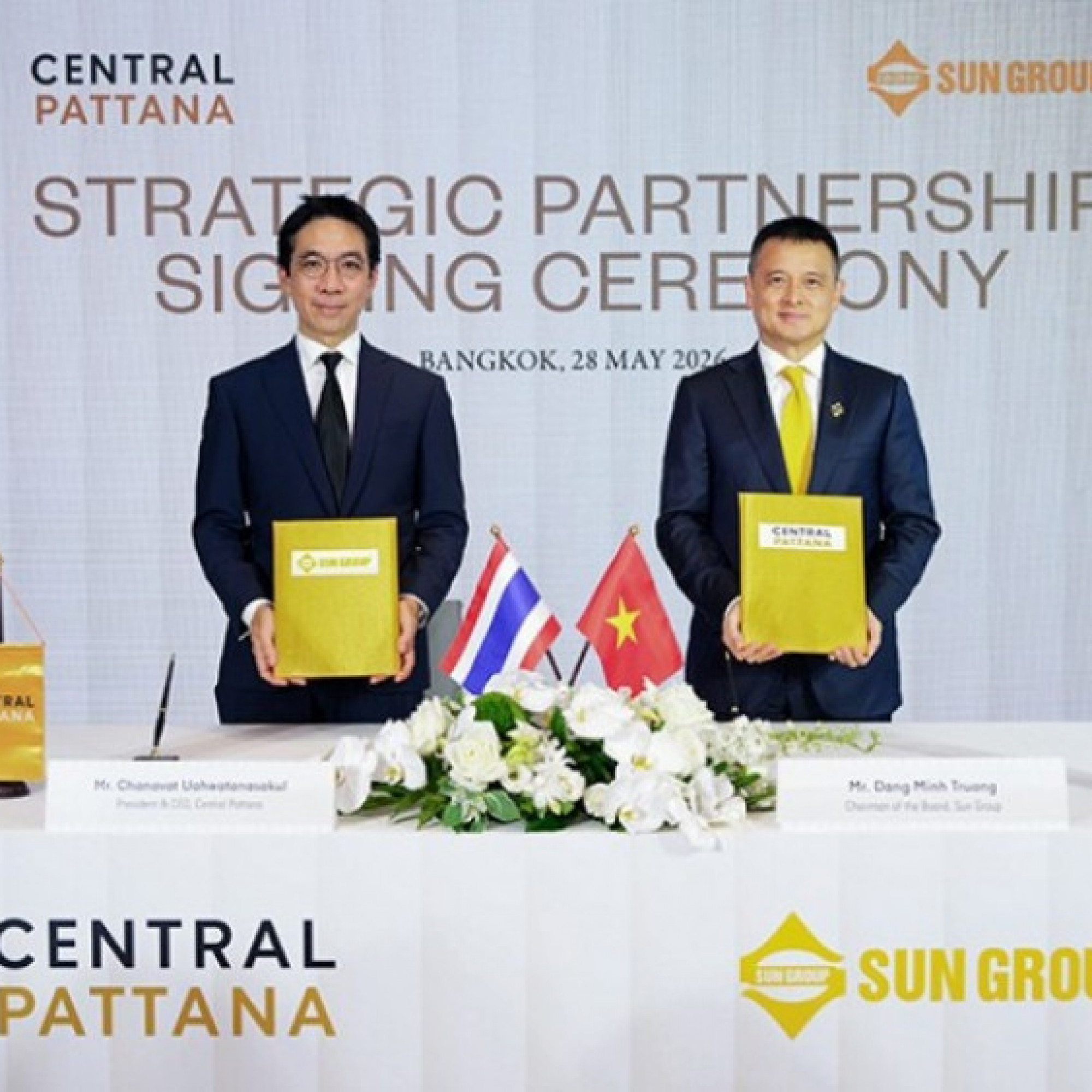 Sun Group ký kết hợp tác chiến lược với Central Pattana, nâng chuẩn hạ tầng bán lẻ và du lịch mua sắm tại Việt Nam