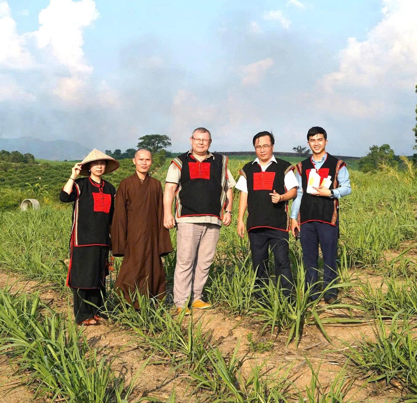 Đánh thức tiềm năng du lịch từ vùng đất lịch sử anh hùng giữa đại ngàn Đắk Lắk - 2