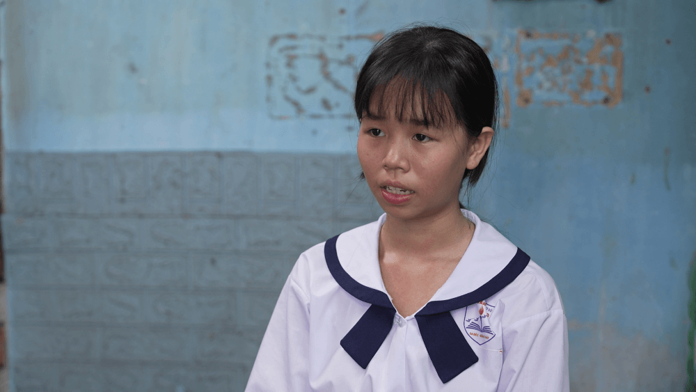 LyLy và Vĩnh Đam lấm lem từ đầu đến chân vẫn quyết không bỏ cuộc vì trẻ em có hoàn cảnh khó khăn - 1