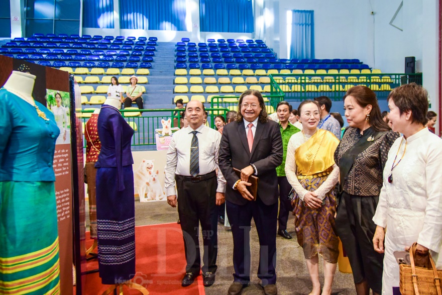 Choáng ngợp những bộ quốc phục Hoàng gia khảm hồng ngọc, dệt gấm vàng xuất hiện tại Thai Festival 2026 - 18