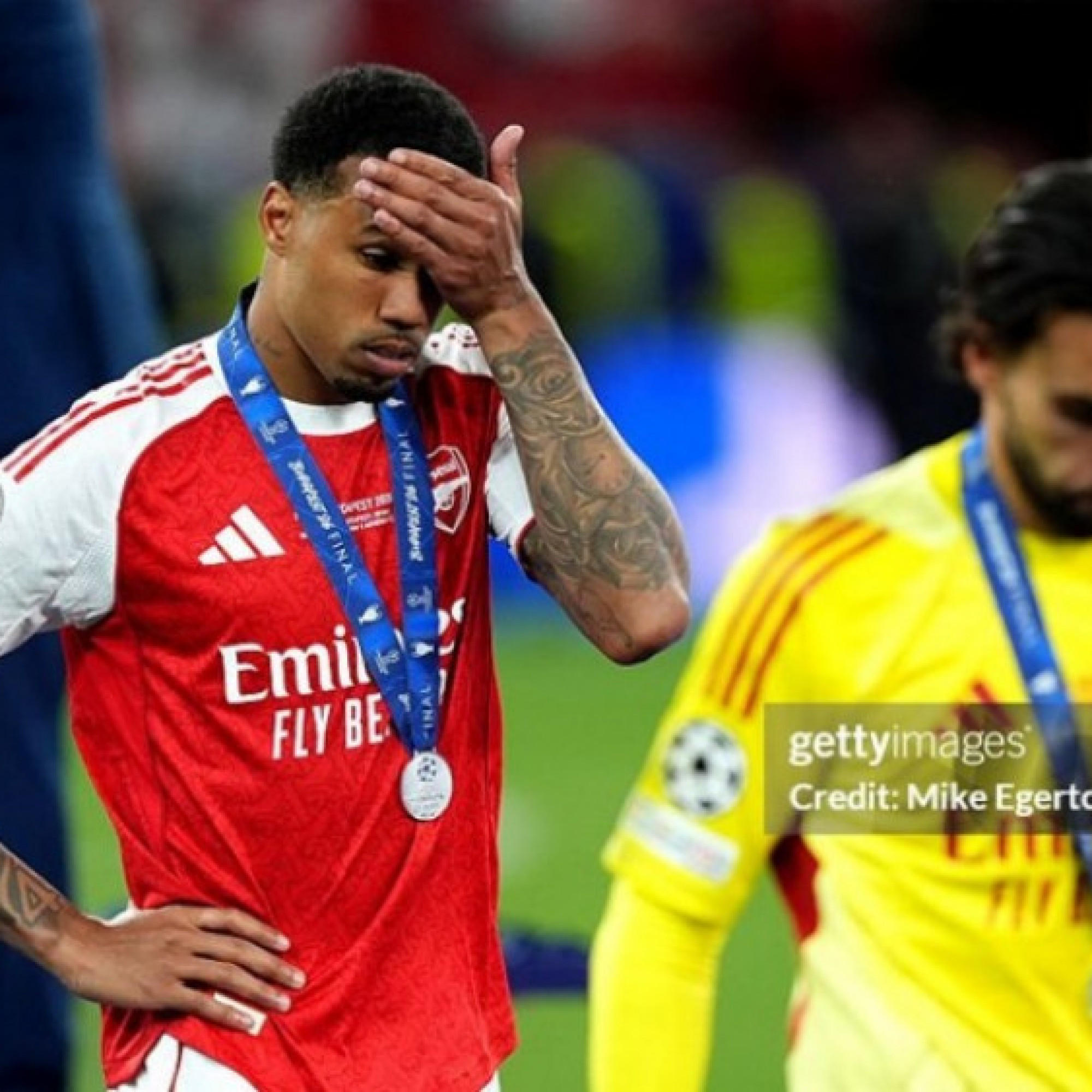  - Arsenal & giấc mơ Cúp C1 tưởng gần nhưng vẫn quá xa vời, Gabriel chịu nỗi đau khó nguôi