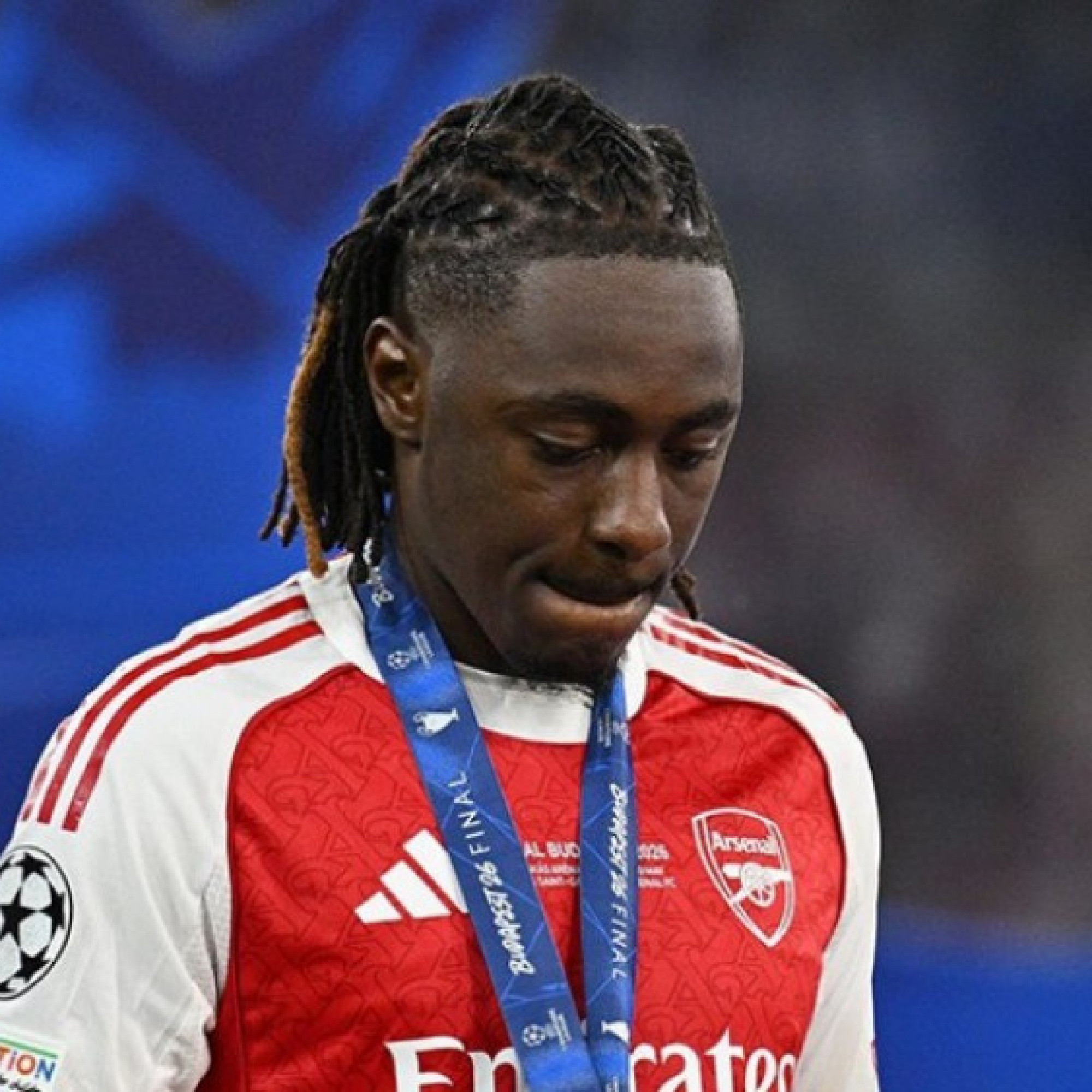  - Arsenal thua chung kết Cúp C1: "Tội đồ" Eze bị chỉ trích, sao PSG mỉa mai