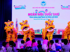  - Du khách nhí vui thích với 'Ngày hội Tuổi thơ' dịp Tết thiếu nhi
