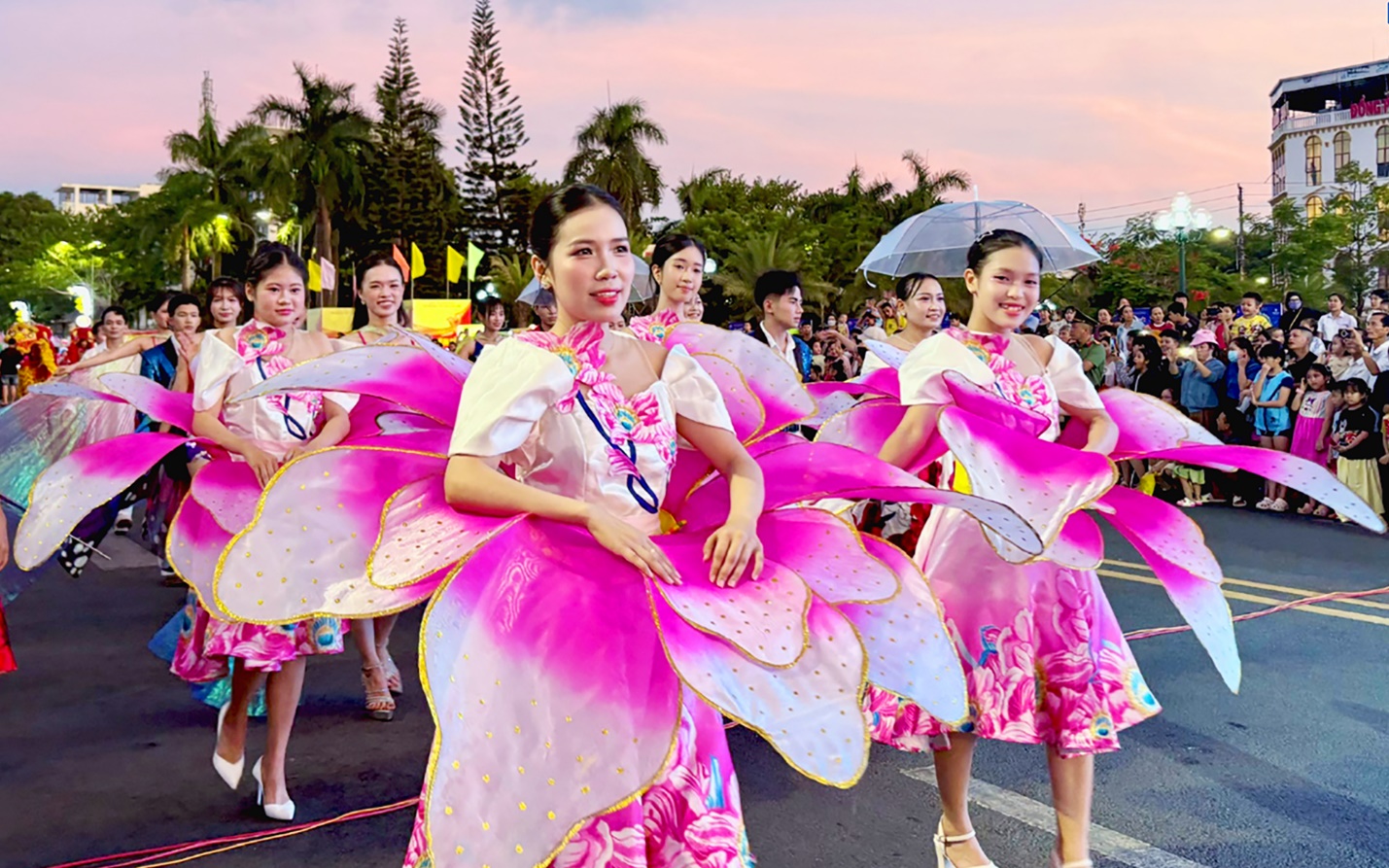 an tuong carnival  “sac mau bien dao quang ngai” - 8