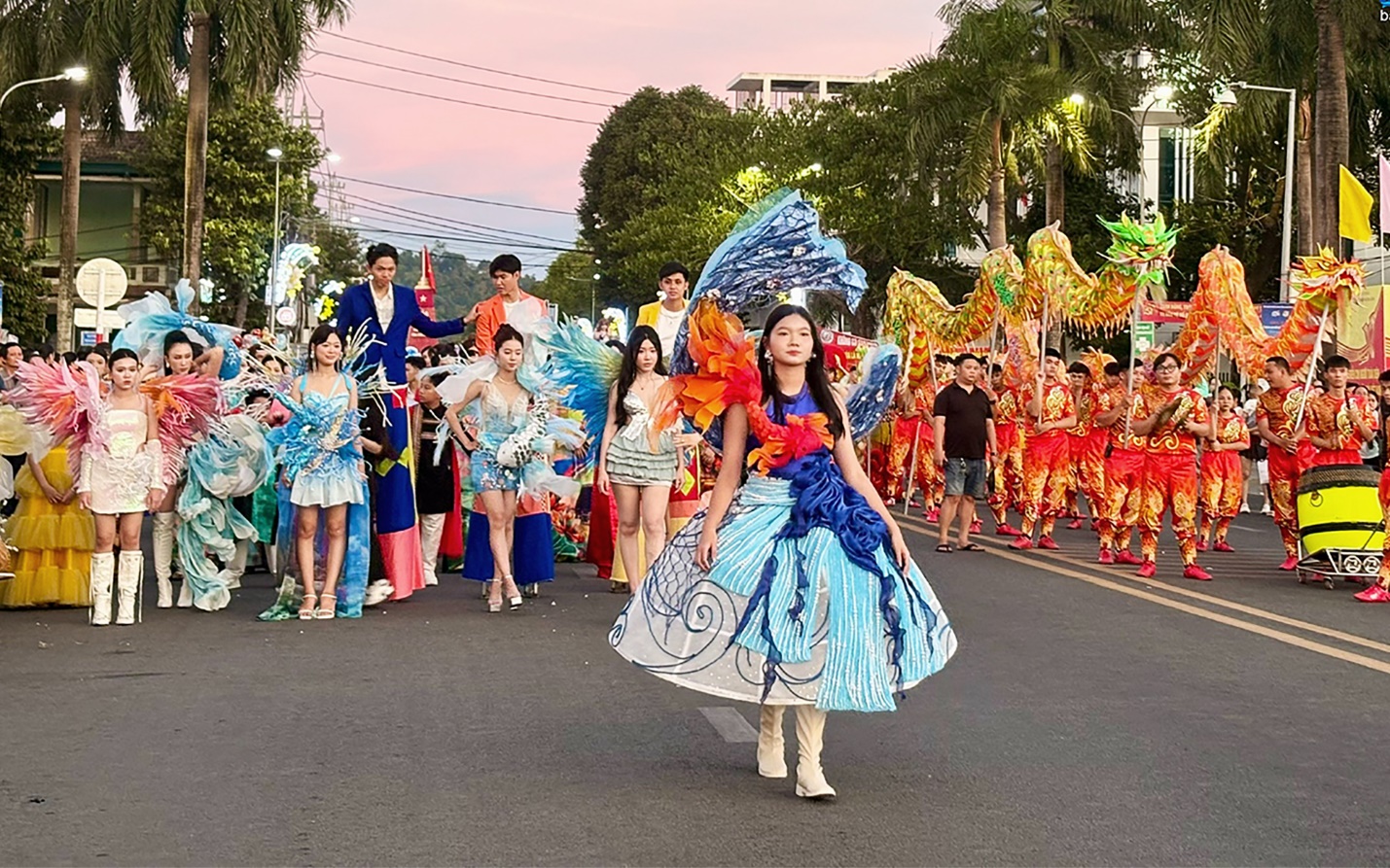 an tuong carnival  “sac mau bien dao quang ngai” - 9