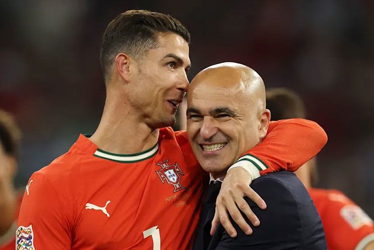 Ronaldo hội quân cùng BĐN dự World Cup, chắc chắn đá chính vì đàn em quá kém - 2