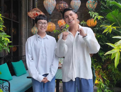Năm Chà và Tôn Tuấn Kiệt “đụng hàng” vẫn cực hợp gu, ăn sập thực đơn Việt – Á giữa trung tâm Sài Gòn