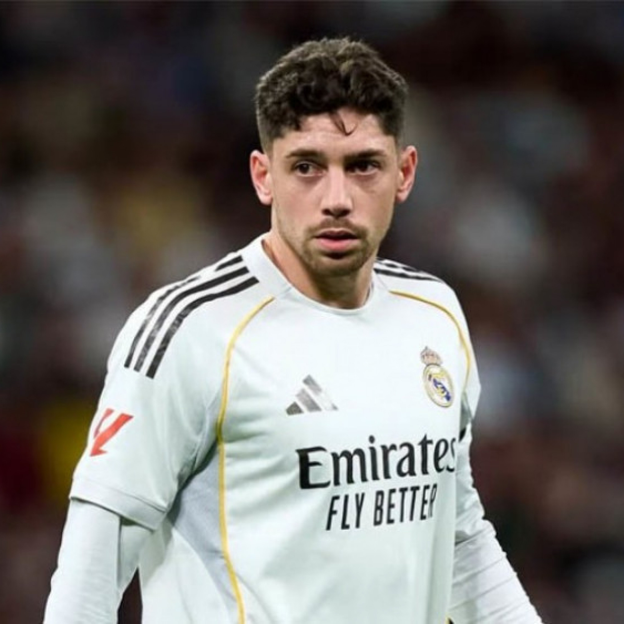 - Trực tiếp chuyển nhượng 4/6: Man City chồng 90 triệu euro hỏi mua Valverde