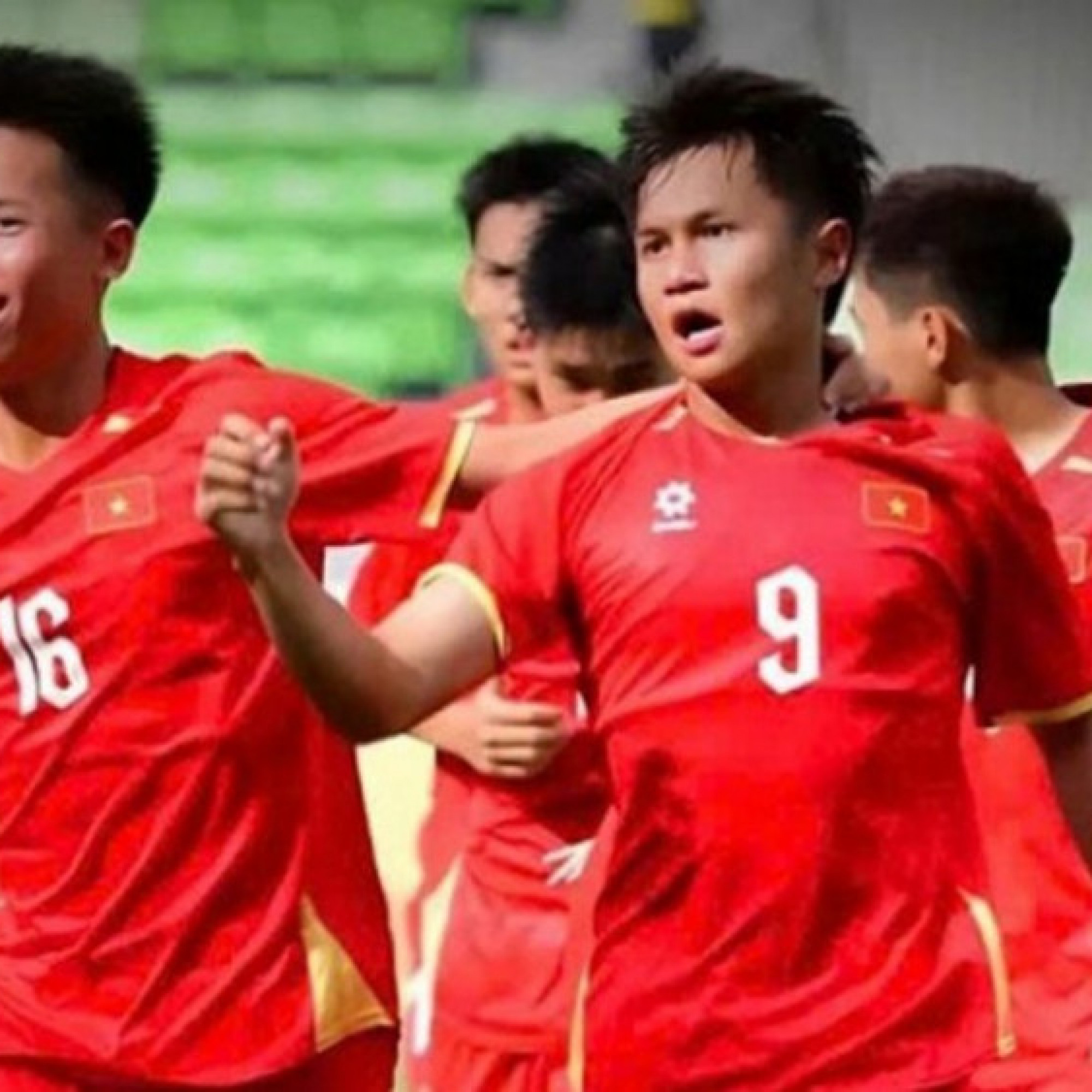  - Trực tiếp bóng đá U19 Việt Nam - U19 Myanmar: Công Hậu đá chính (U19 Đông Nam Á)