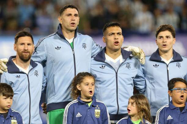 Kình địch World Cup: Messi “cõng” Argentina, Ronaldo có “đội quân” Bồ Đào Nha chống lưng - 3