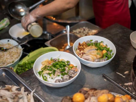  - Một tô phở, một ngôi sao Michelin và câu chuyện của du lịch Việt Nam