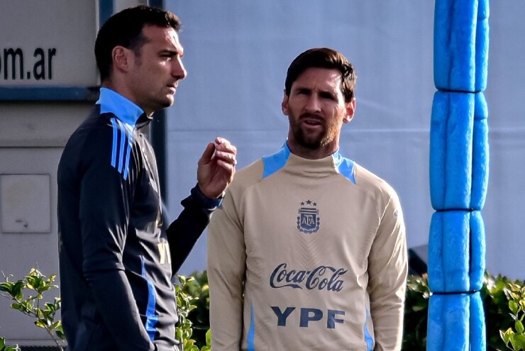 HLV Scaloni báo tin vui về Messi, ĐT Argentina dễ mất 9 SAO khi đấu Honduras - 1