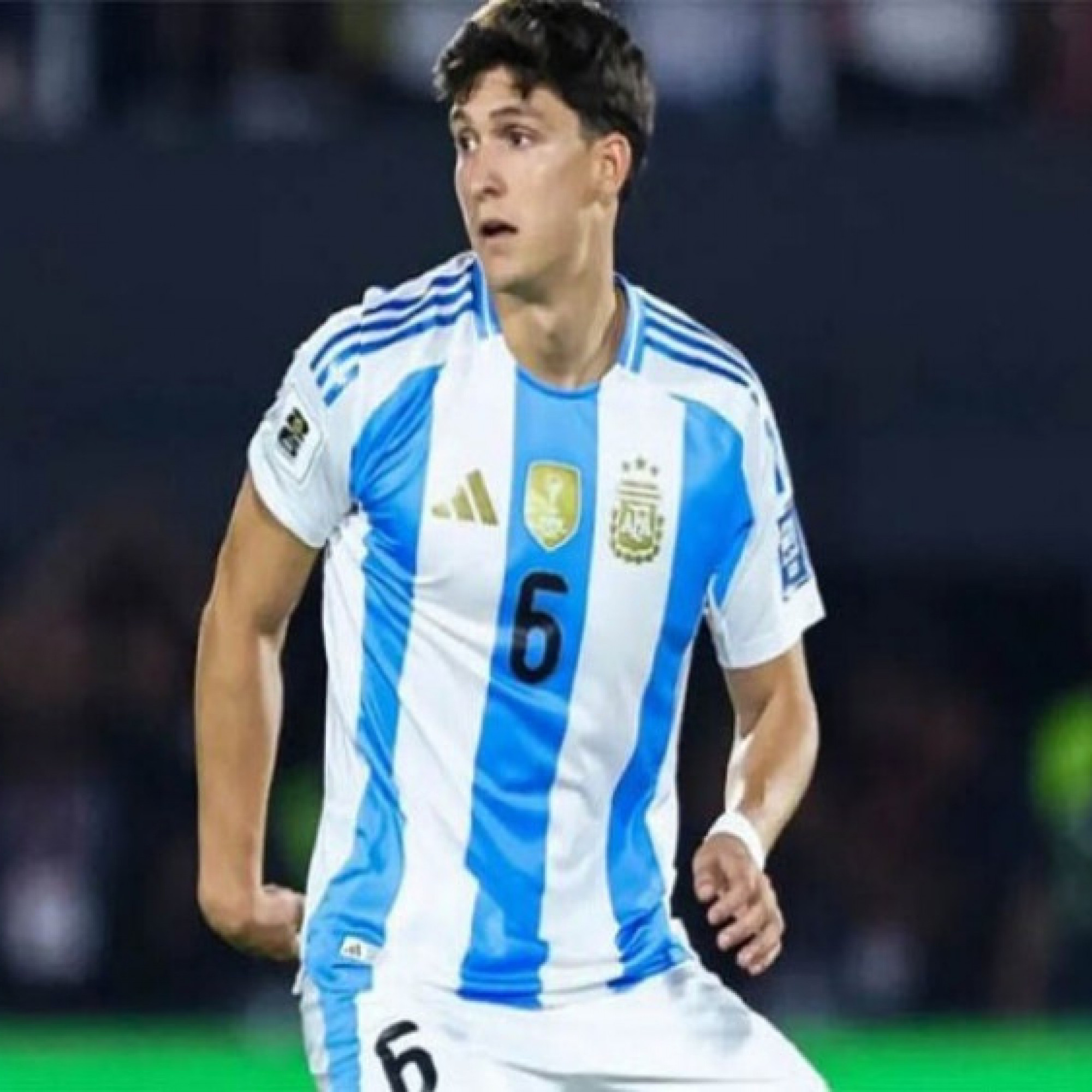  - Tin mới nhất bóng đá sáng 7/6: ĐT Argentina mất trung vệ trụ cột trước thềm World Cup 2026