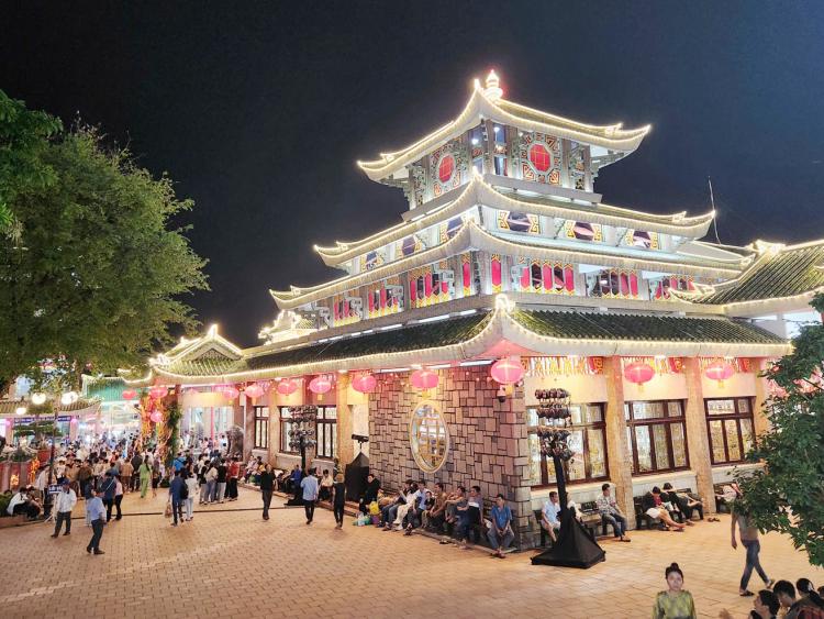 Phục hiện rước tượng Bà Chúa Xứ Núi Sam