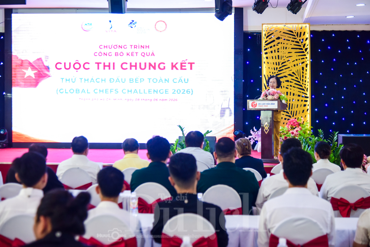 Cảm xúc trào dâng cờ Tổ quốc tung bay trên bục trao giải Chung kết nghề bếp thế giới - 3