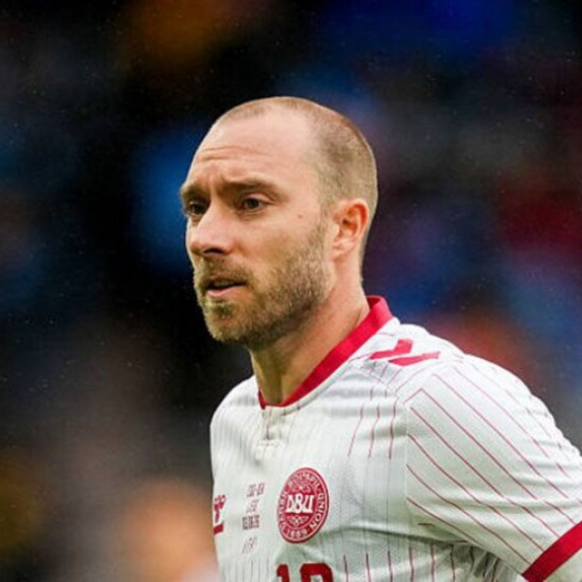  - Eriksen đổ gục xuống sân trong trận giao hữu Đan Mạch - Ukraine