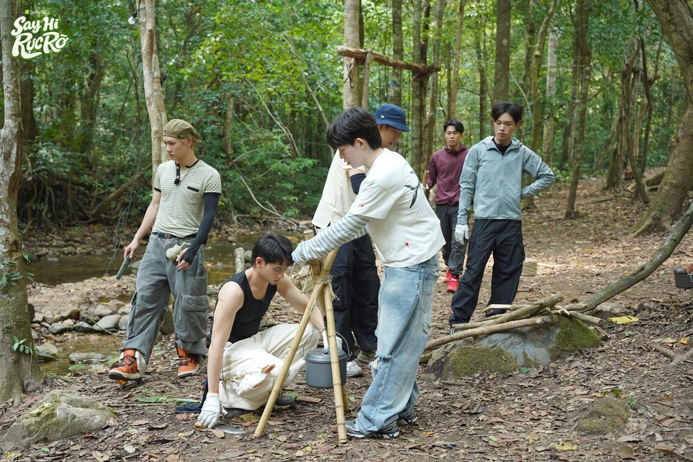 Isaac gánh team giữa rừng sâu, RHYDER gây bất ngờ với loạt sáng kiến sinh tồn - 1