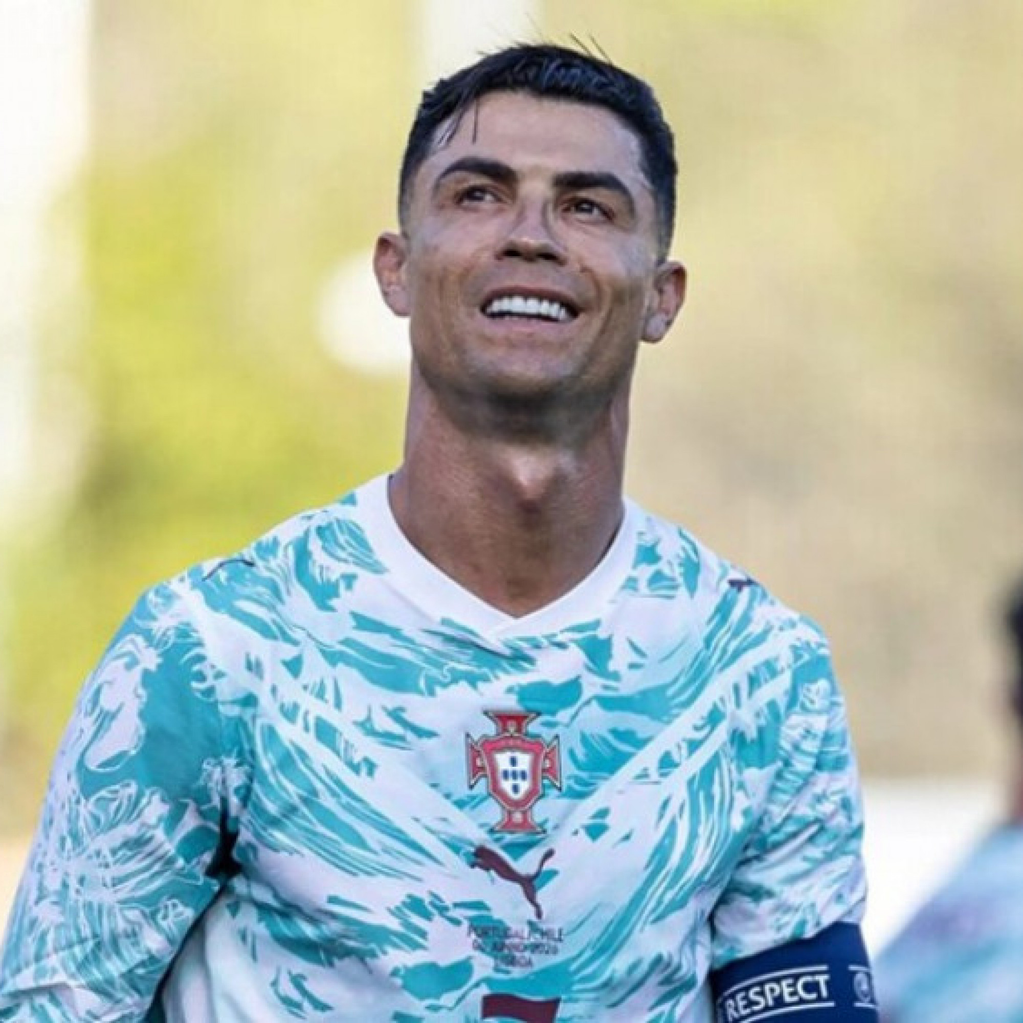  - Bồ Đào Nha gặp động đất trước thềm World Cup, Ronaldo và đồng đội có bị ảnh hưởng?