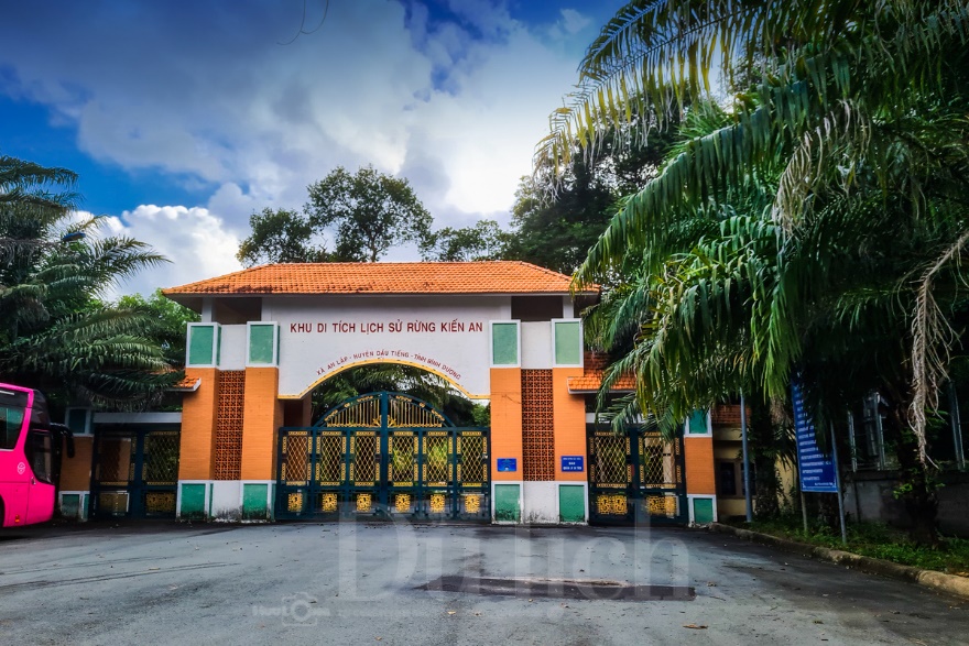 Bước chân hoài niệm tìm về Di tích lịch sử rừng Kiến An - 3