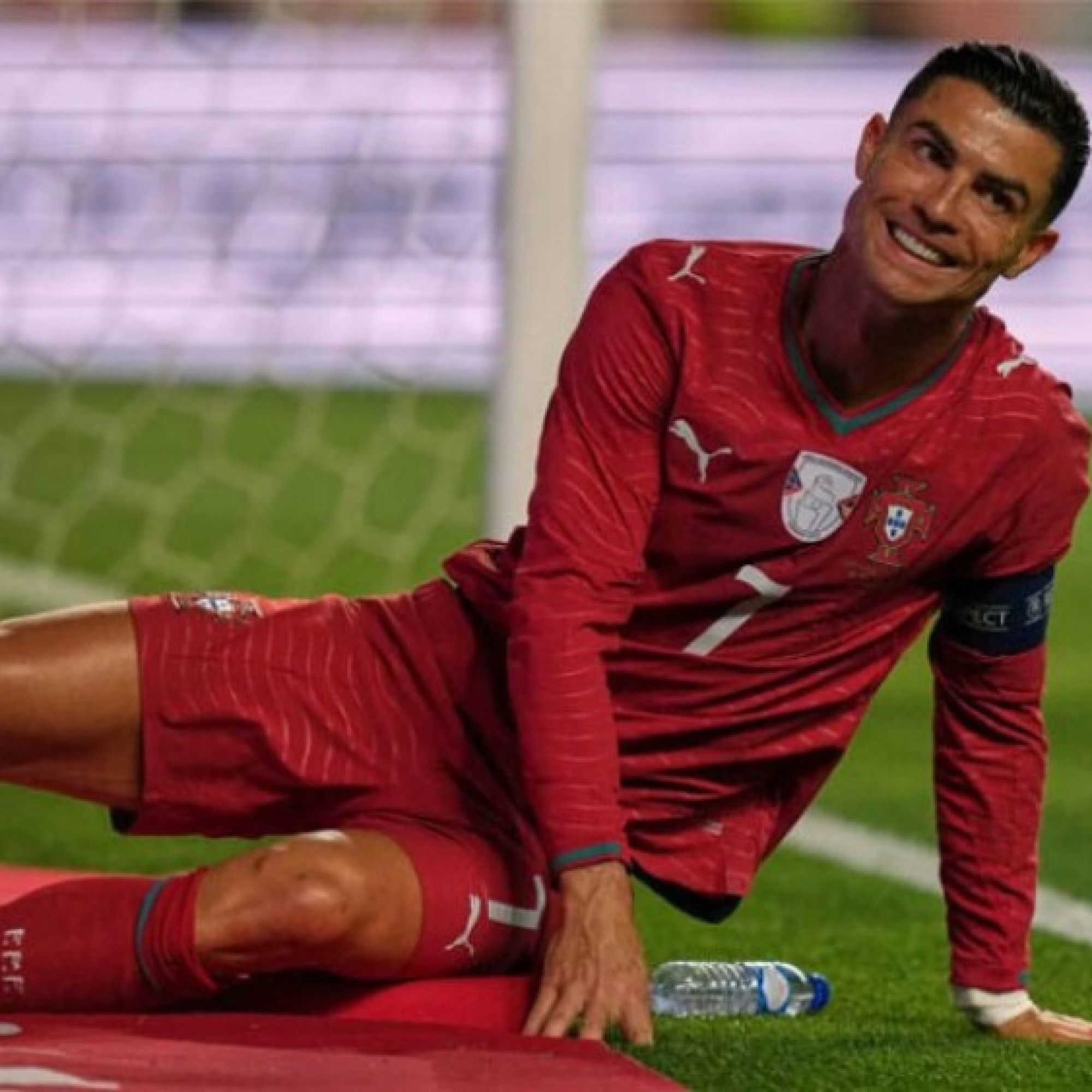  - Ronaldo dứt điểm kém cỏi như cầu thủ hạng xoàng, dễ thành gánh nặng ở World Cup