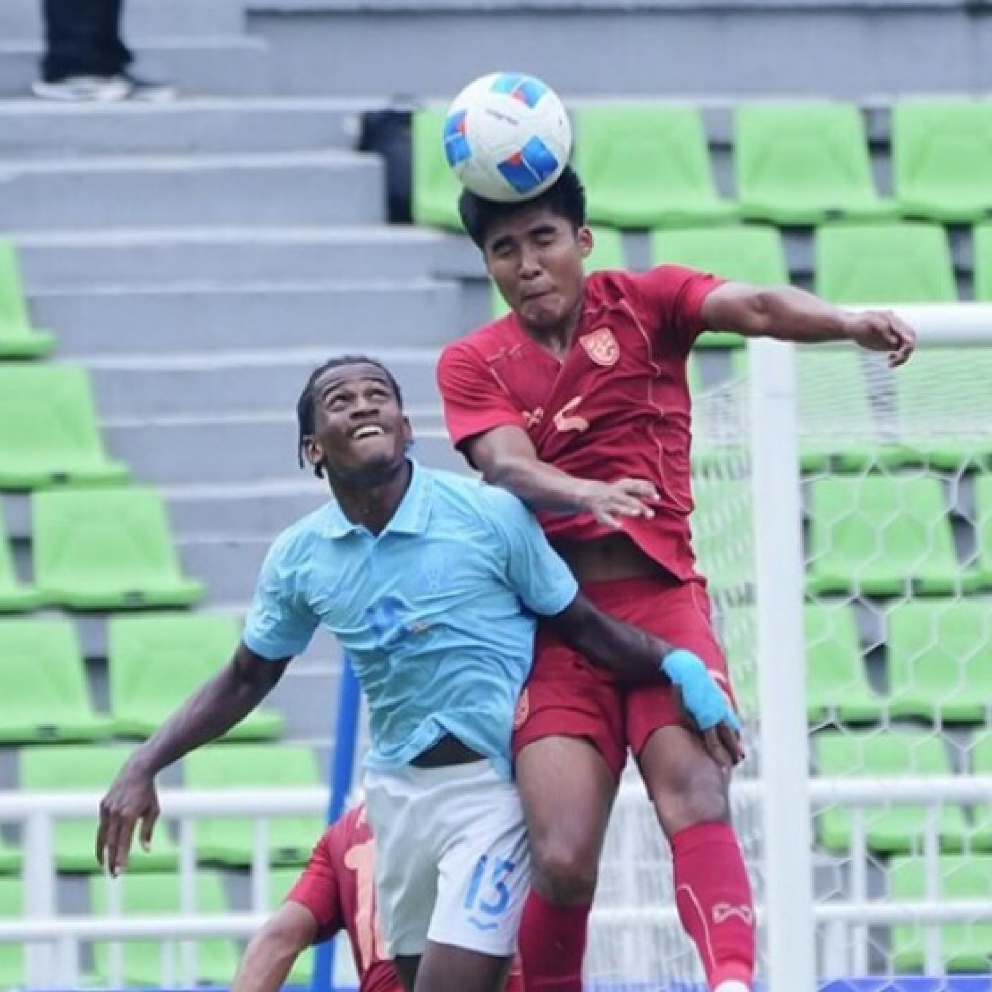  - Video bóng đá U19 Thái Lan - U19 Campuchia: Vùi dập 4 bàn, thẻ đỏ tai hại (U19 Đông Nam Á)