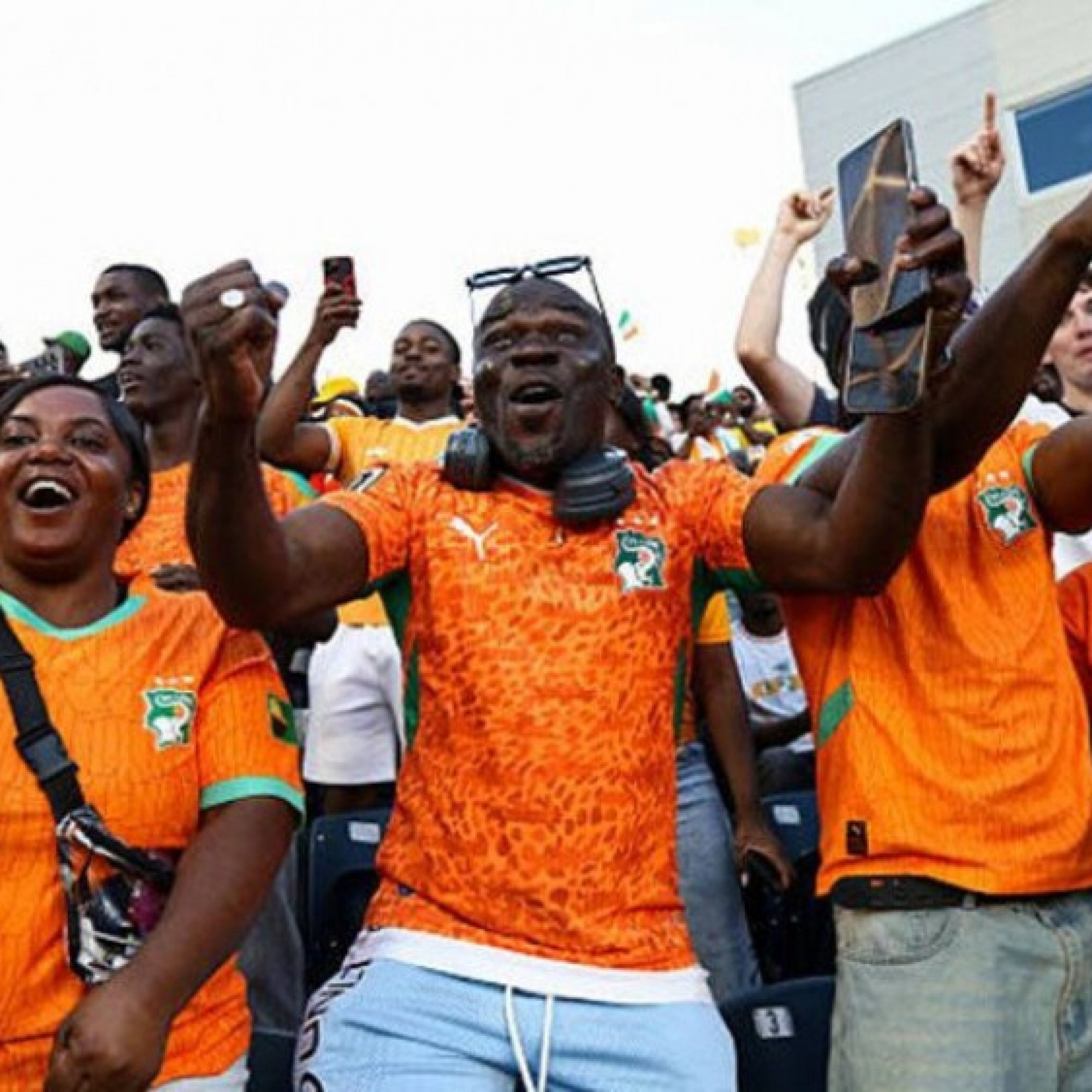  - Tin nóng bóng đá World Cup 12/6: Đến lượt fan Bờ Biển Ngà bị cấm nhập cảnh vào Mỹ
