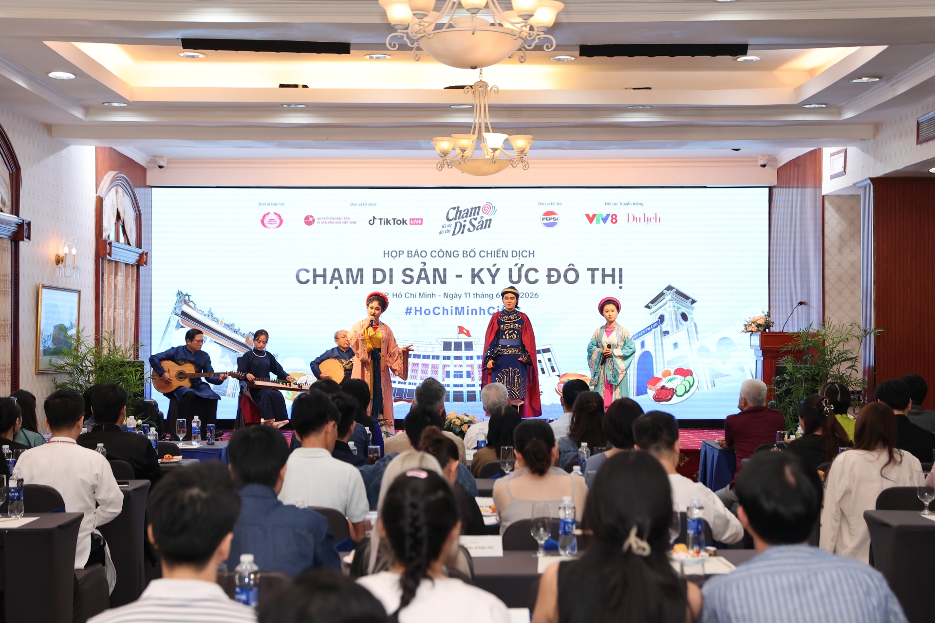 “Chạm di sản - Ký ức đô thị”: Đưa di sản của TP.HCM đến gần cộng đồng trẻ - 2