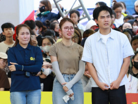  - Hương Tràm xúc động, Khánh Vy nghẹn ngào trở về quê hương tham gia ghi hình Mái ấm gia đình Việt