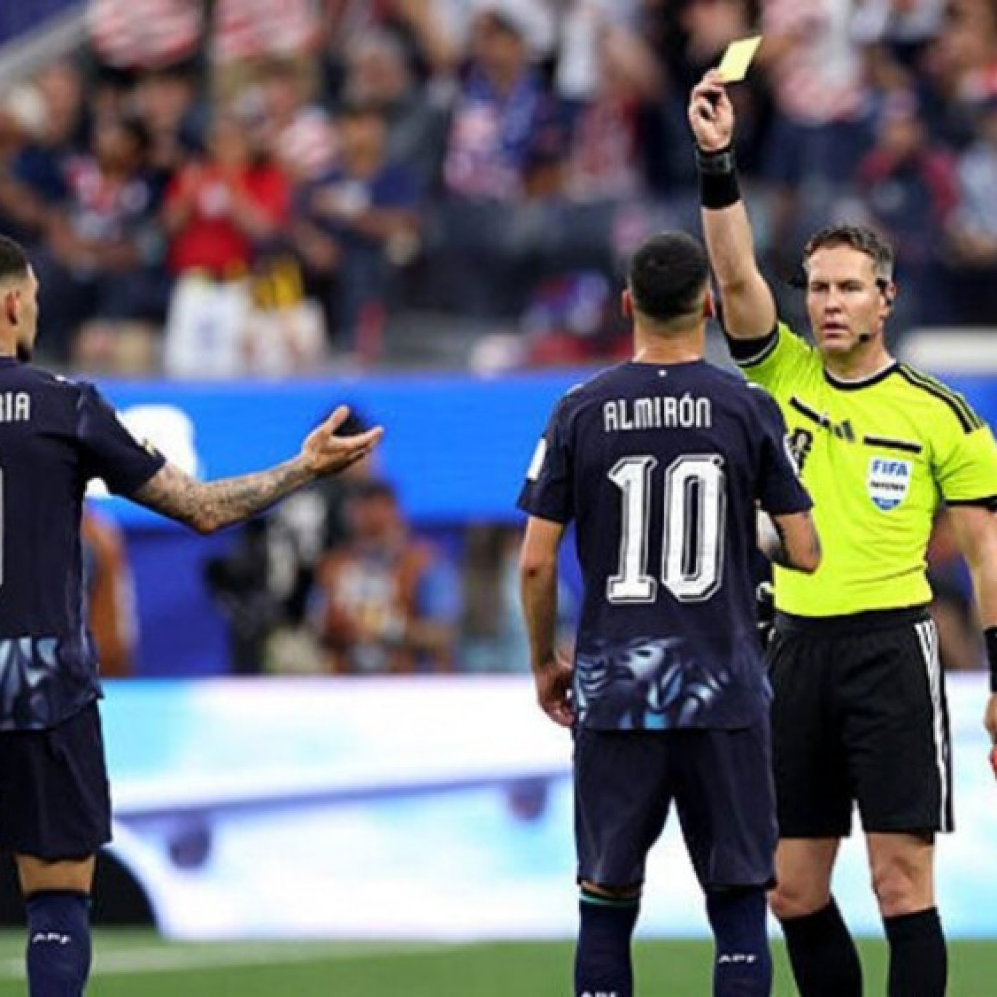  - Lịch sử VAR sang trang: Lần đầu minh oan ăn vạ ở World Cup, công của trọng tài Collina