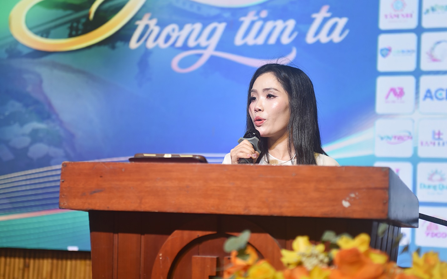 “tu nghia trong tim ta” - gan ket tinh yeu sau dam nhung nguoi con xa que - 7