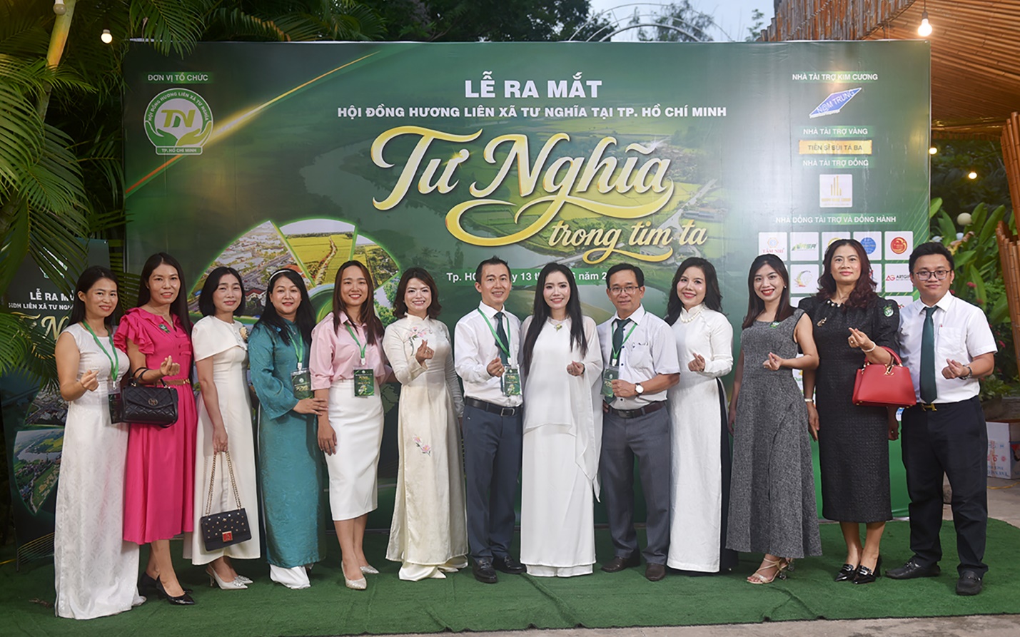 “tu nghia trong tim ta” - gan ket tinh yeu sau dam nhung nguoi con xa que - 6