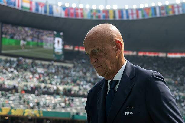 Lịch sử VAR sang trang: Lần đầu minh oan ăn vạ ở World Cup, công của trọng tài Collina - 2