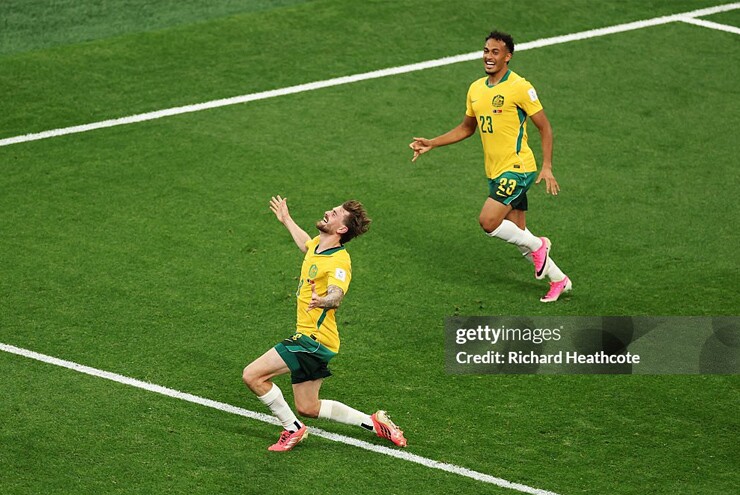 Châu Á gây địa chấn World Cup: Australia & Hàn Quốc mở hội, chờ Nhật Bản hạ Hà Lan - 1
