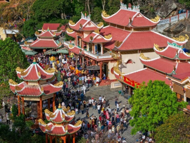 Loạt trải nghiệm văn hoá “độc nhất vô nhị” lần đầu tiên có tại lễ vía Bà Đen, Tây Ninh