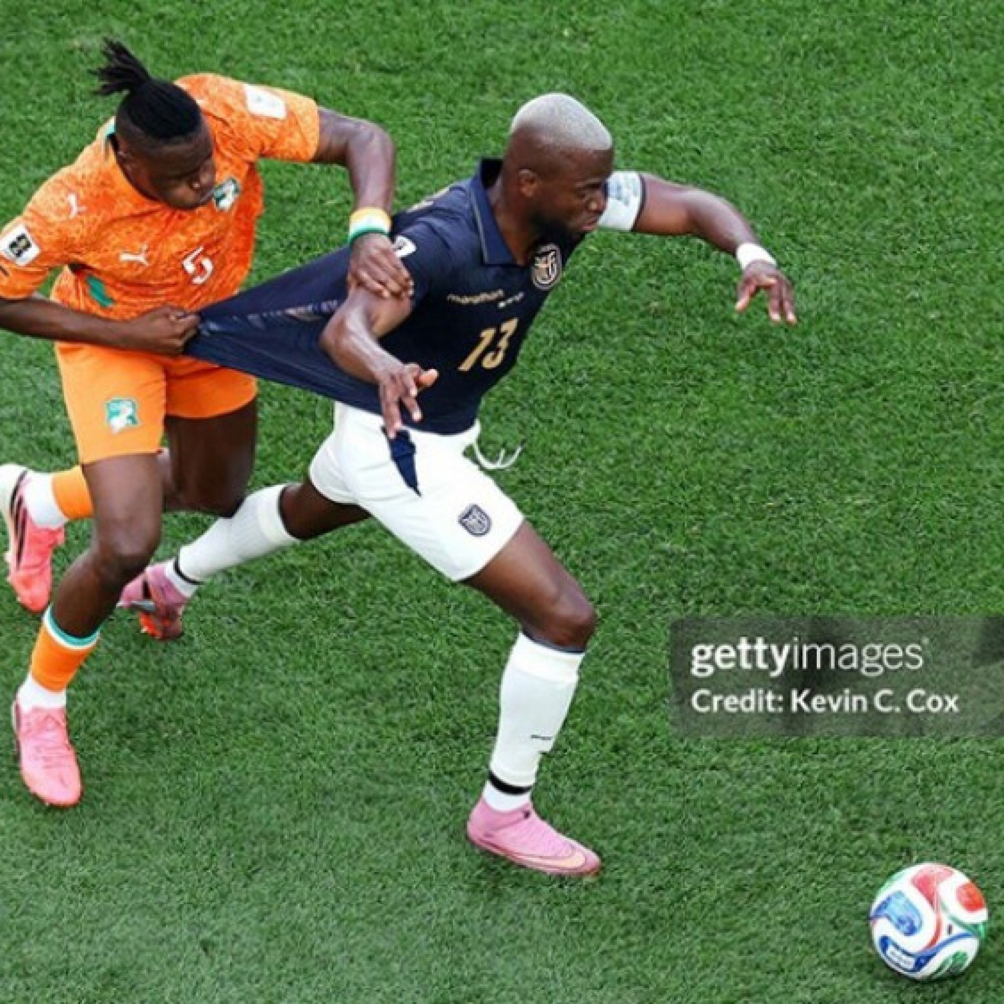 Trực tiếp bóng đá Bờ Biển Ngà - Ecuador: Bảo toàn thành quả mong manh (World Cup) (Hết giờ)