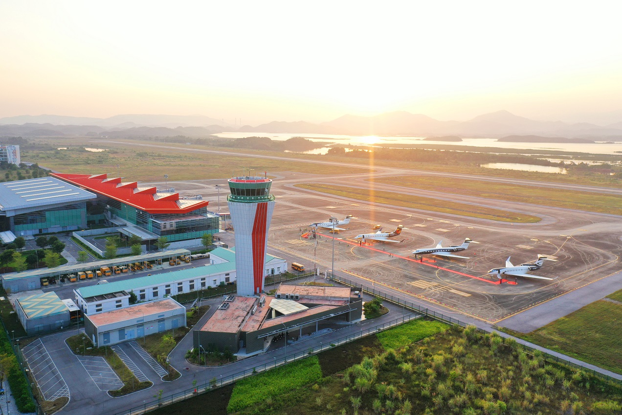 Quảng Ninh tháo gỡ khó khăn, quyết tâm đạt mục tiêu tăng trưởng trên 13% - 1