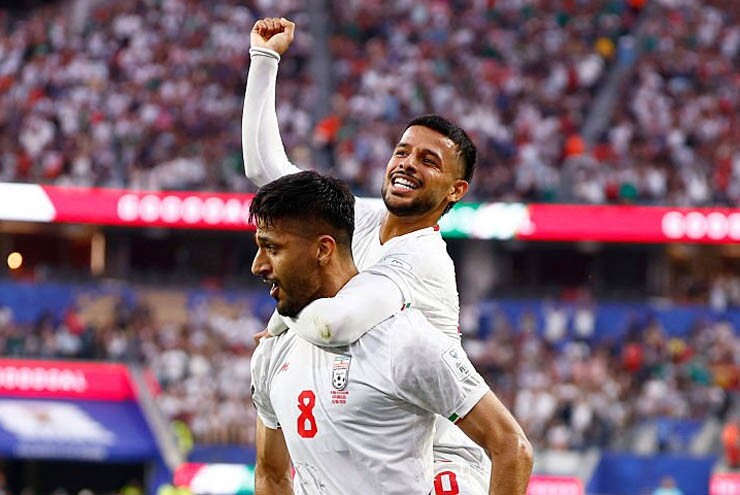 Video bóng đá Iran - New Zealand: Rượt đuổi 4 bàn hấp dẫn (World Cup) - 2