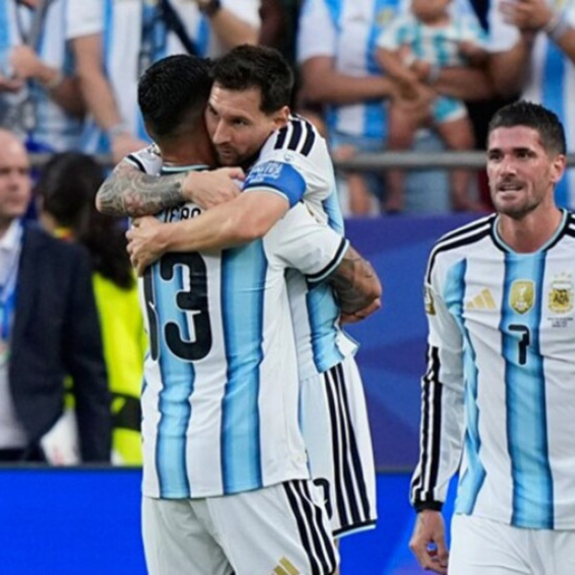  - Messi chính thức lập kỷ lục World Cup, cán mốc "chung mâm" Ronaldo