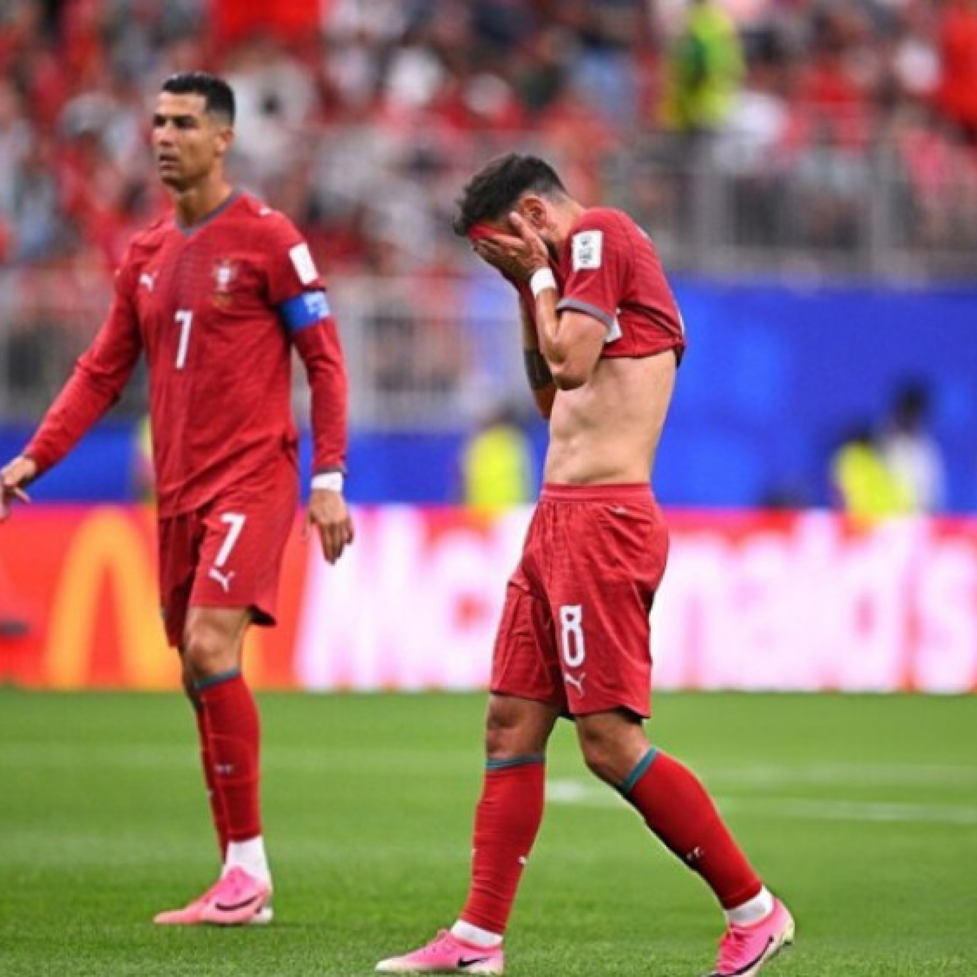 - Henry chê Ronaldo ích kỷ, Bruno Fernandes bị ảnh hưởng ở ĐT Bồ Đào Nha