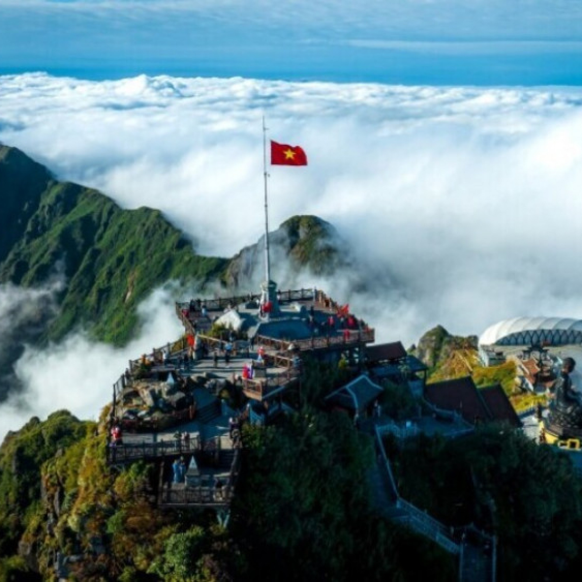  - Vị khách thứ 10 triệu đến Fansipan sẽ được nhận quà trị giá hơn 20 triệu đồng