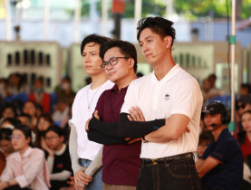  - Đại Nghĩa bật khóc, Song Luân và Anh Tú nghẹn ngào trước cô bé mồ côi được ông bà hàng xóm cưu mang suốt hơn 10 năm