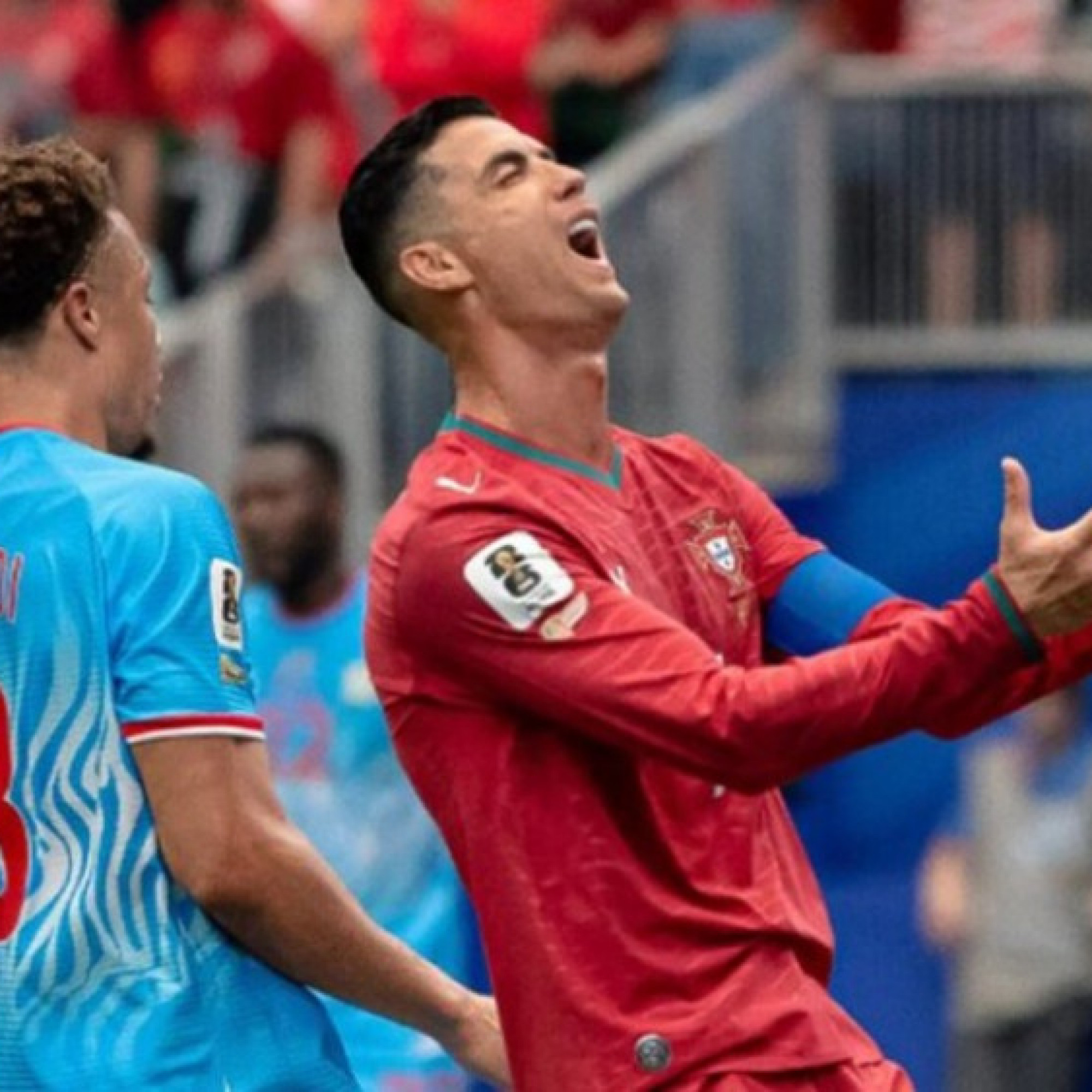  - Sự thật phũ phàng: Ronaldo có đang là gánh nặng của Bồ Đào Nha?