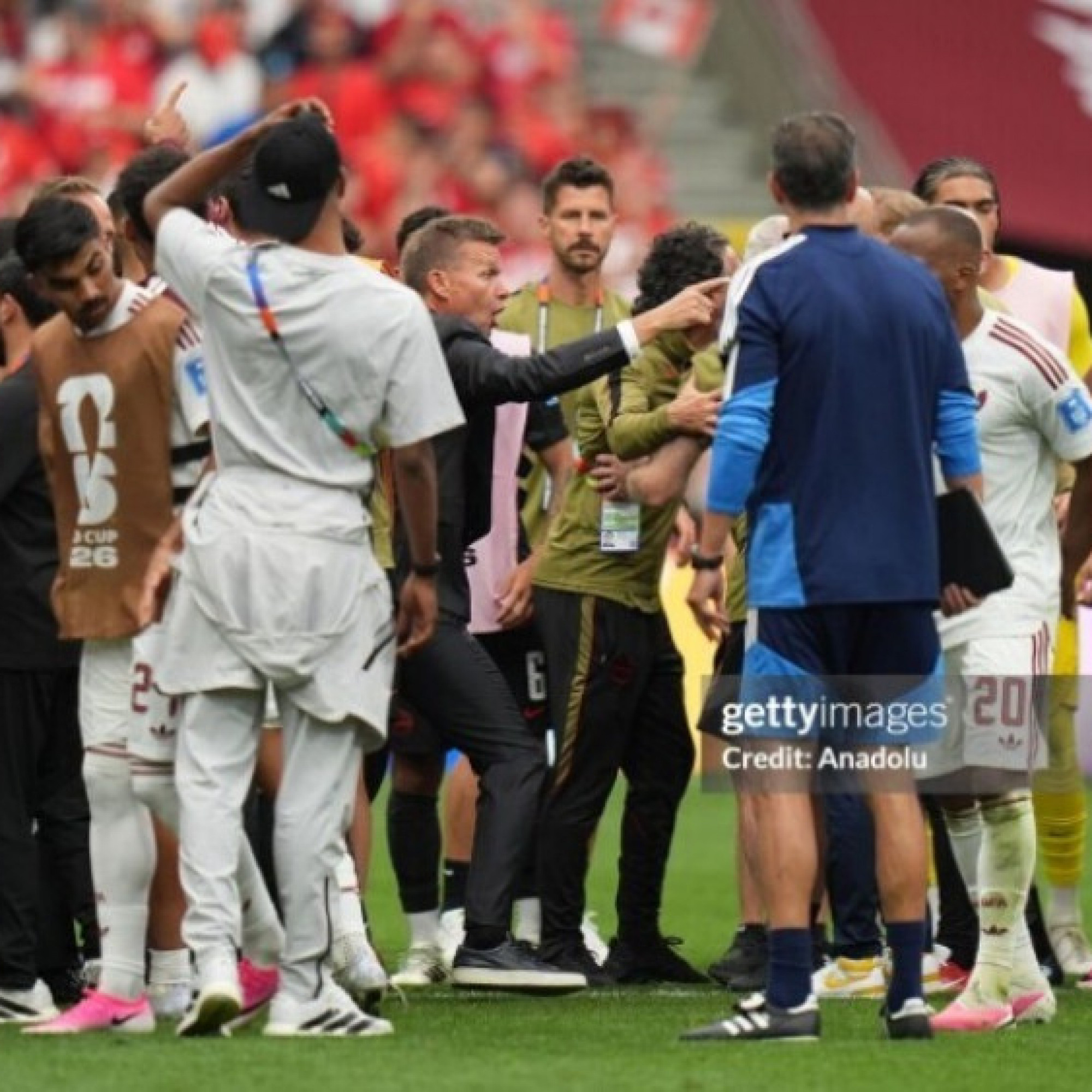  - World Cup hỗn loạn: Canada đại thắng Qatar 6-0, cầu thủ hai đội lao vào ẩu đả sau trận