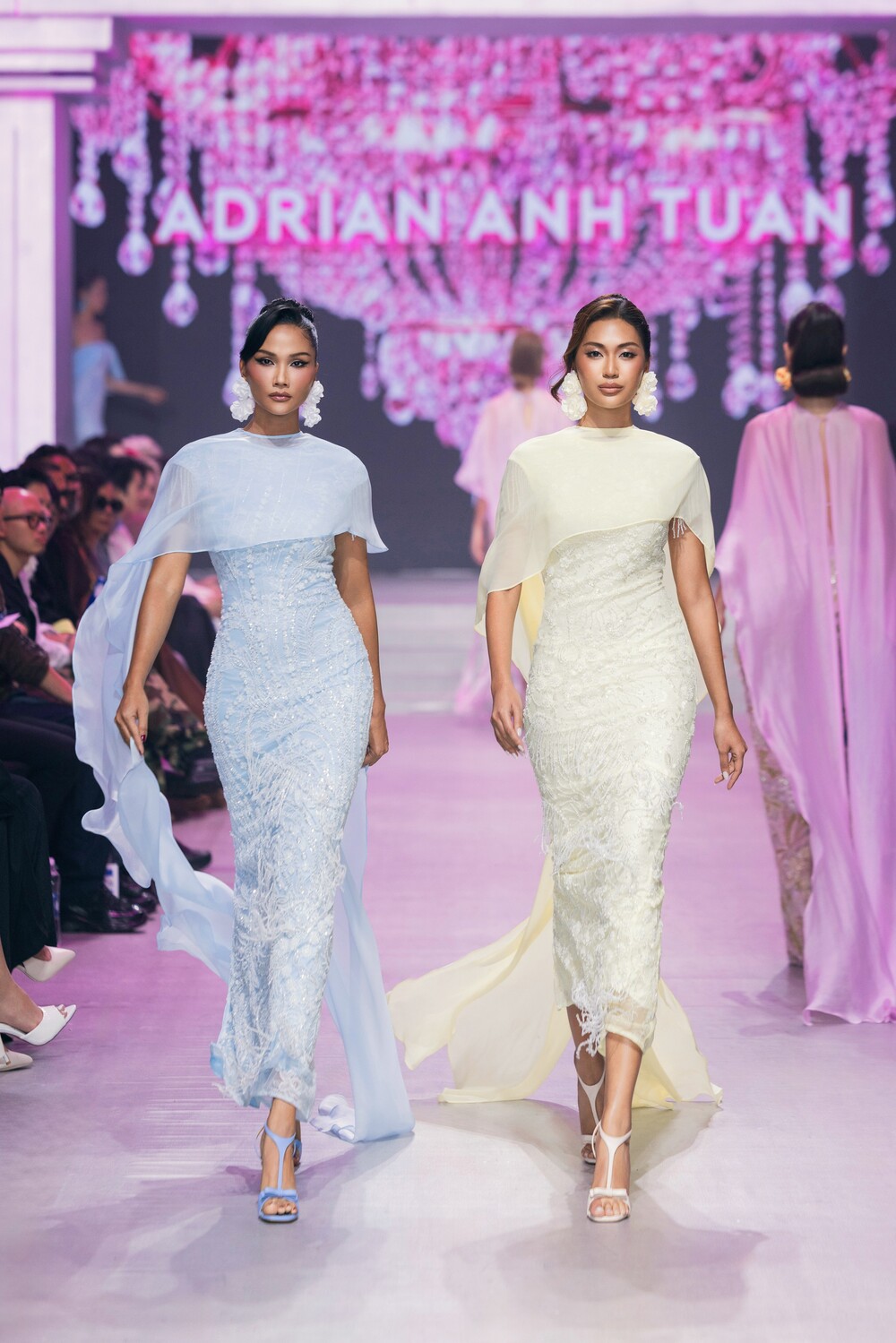 "F4 điện ảnh" Quốc Anh, Ma Ran Đô, Trần Ngọc Vàng và Võ Điền Gia Huy gây chú ý trên sàn diễn thời trang - 10