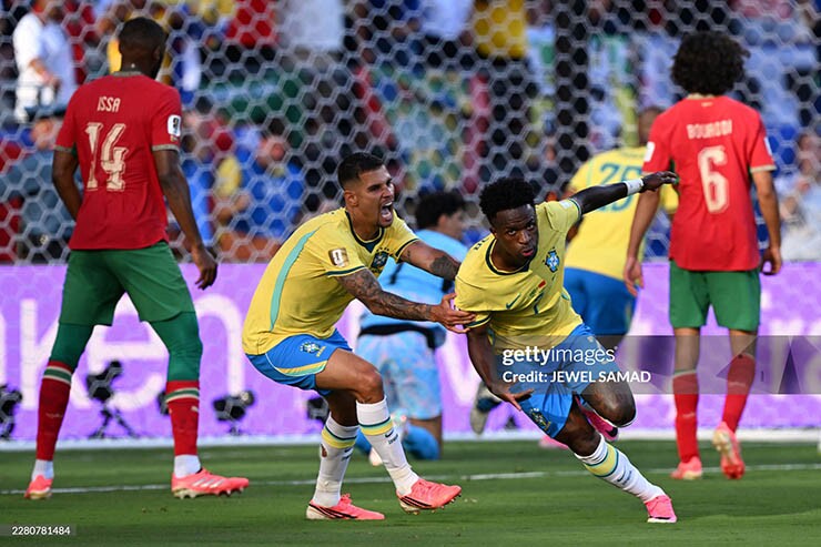 “Sóng ngầm” phòng thay đồ Brazil: Cunha thay Thiago, Casemiro bị Fabinho chiếm chỗ? - 3