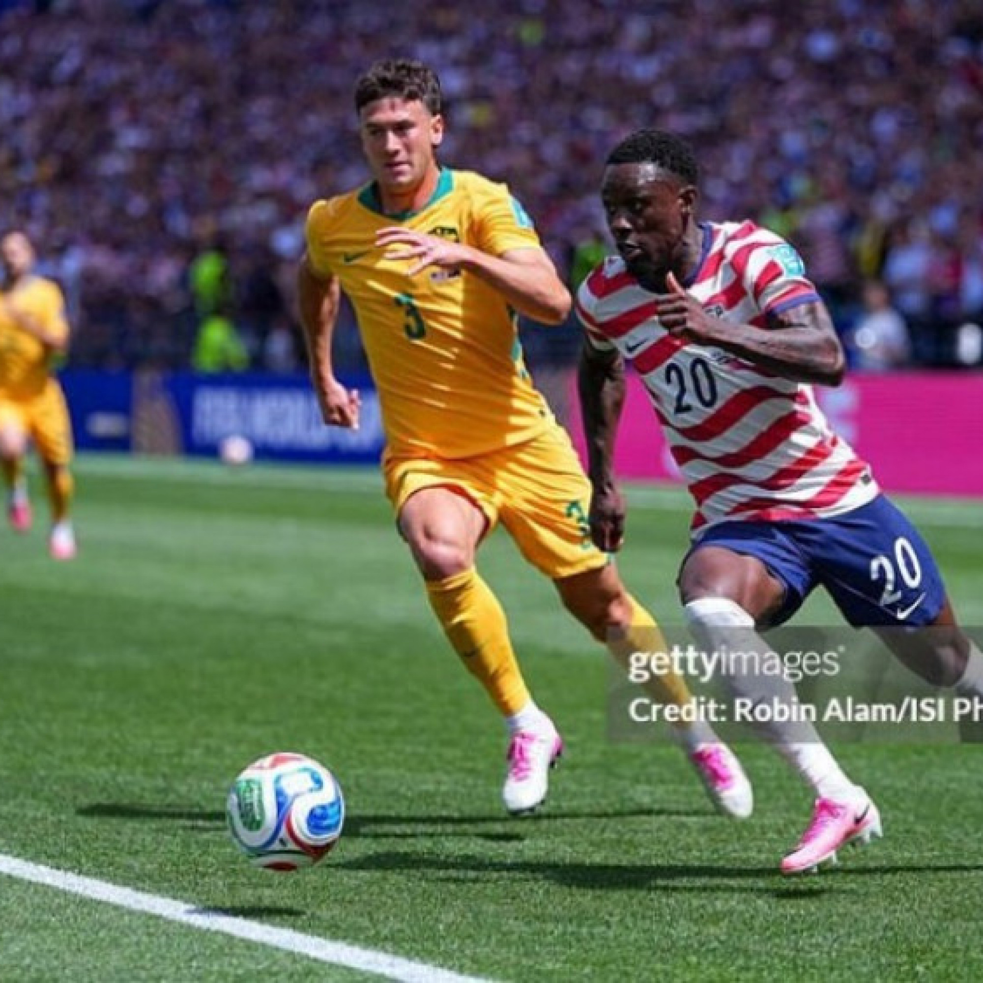  - Video bóng đá Mỹ - Australia: Hiệp 1 định đoạt (World Cup)