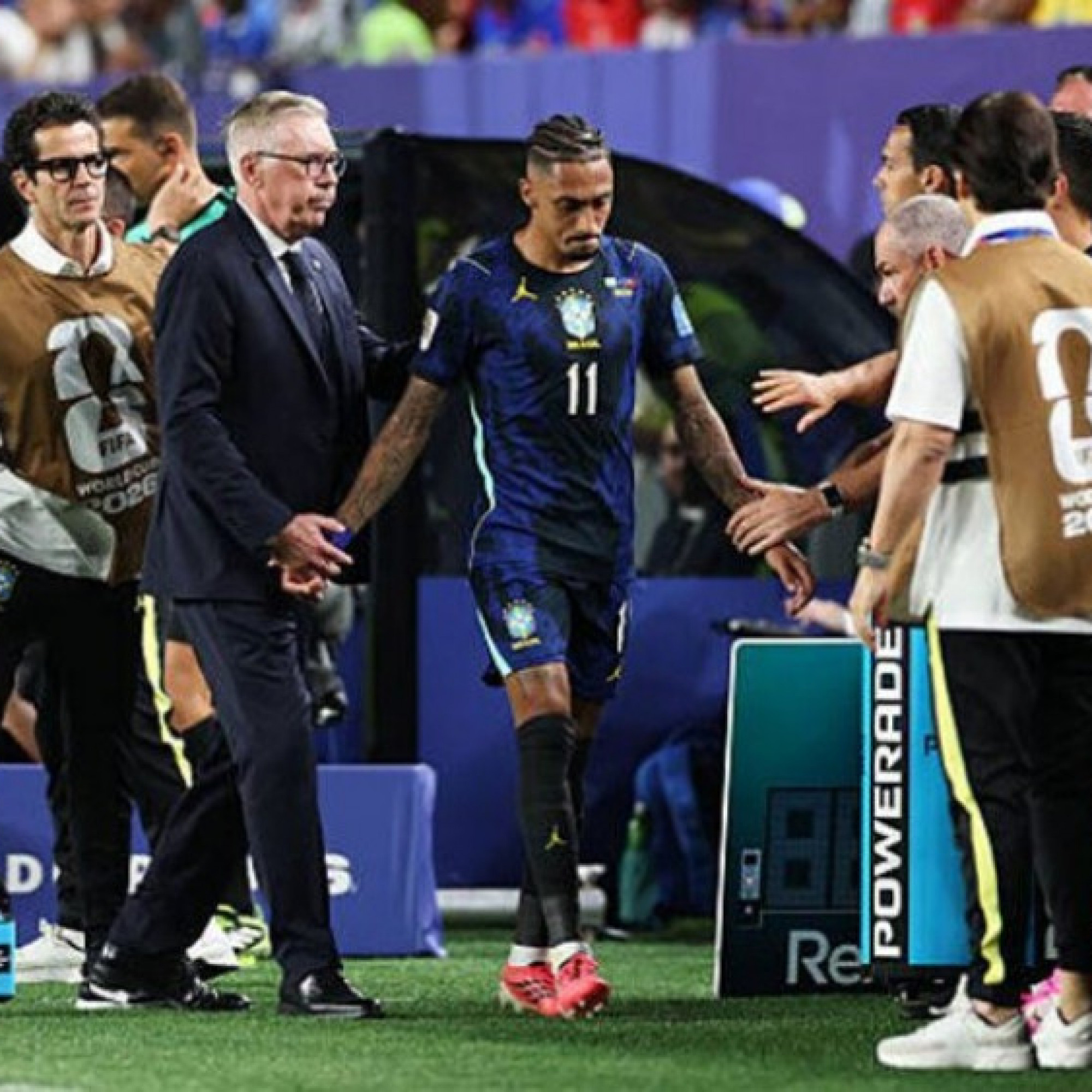  - Raphinha dính chấn thương, HLV Ancelotti tiết lộ khả năng nghỉ hết World Cup