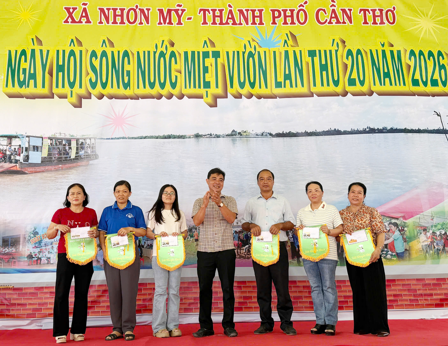 Từng bước nâng tầm Lễ hội Sông nước miệt vườn ở cồn Mỹ Phước - 7